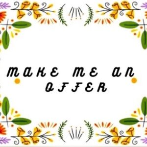 All reasonable offers welcome 💕